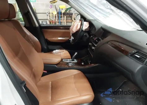 2016 BMW X3 xDrive28I z USA, uszkodzony, nr VIN 5UXWX9C5XG0D84057